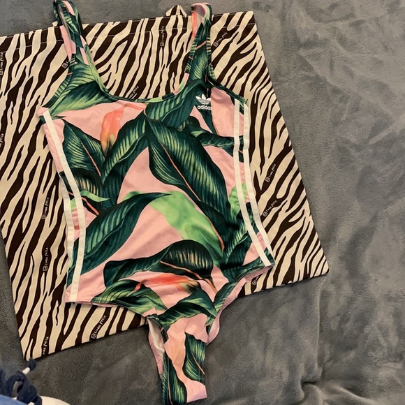 Adidas swimsuit - Picture 2 of 5